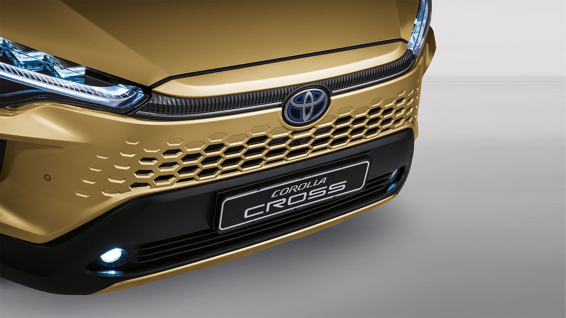 Corolla Cross grille detail